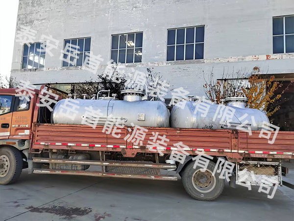 对甲酚产品罐
